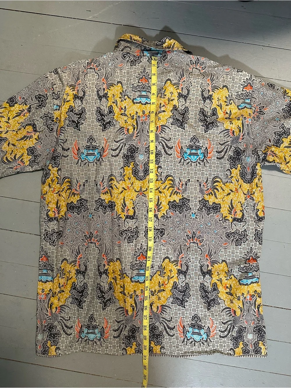 Vintage Multicolor Batik 40s 50s Short Sleeve Polo - Yellow, Gray, Blue Accents